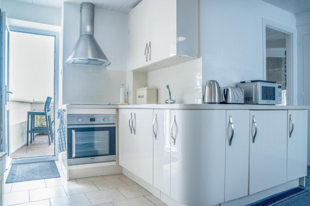 St Julians View - 1 Bedroom Apartment - テンビー エクステリア 写真
